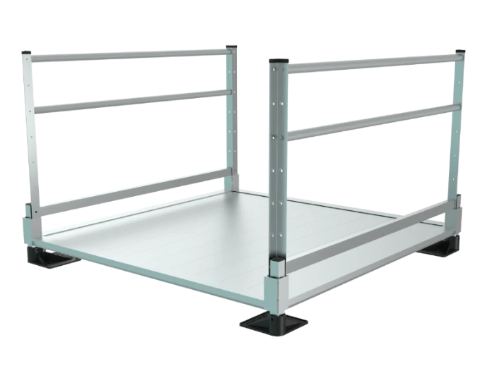 Low profile platform with support legs